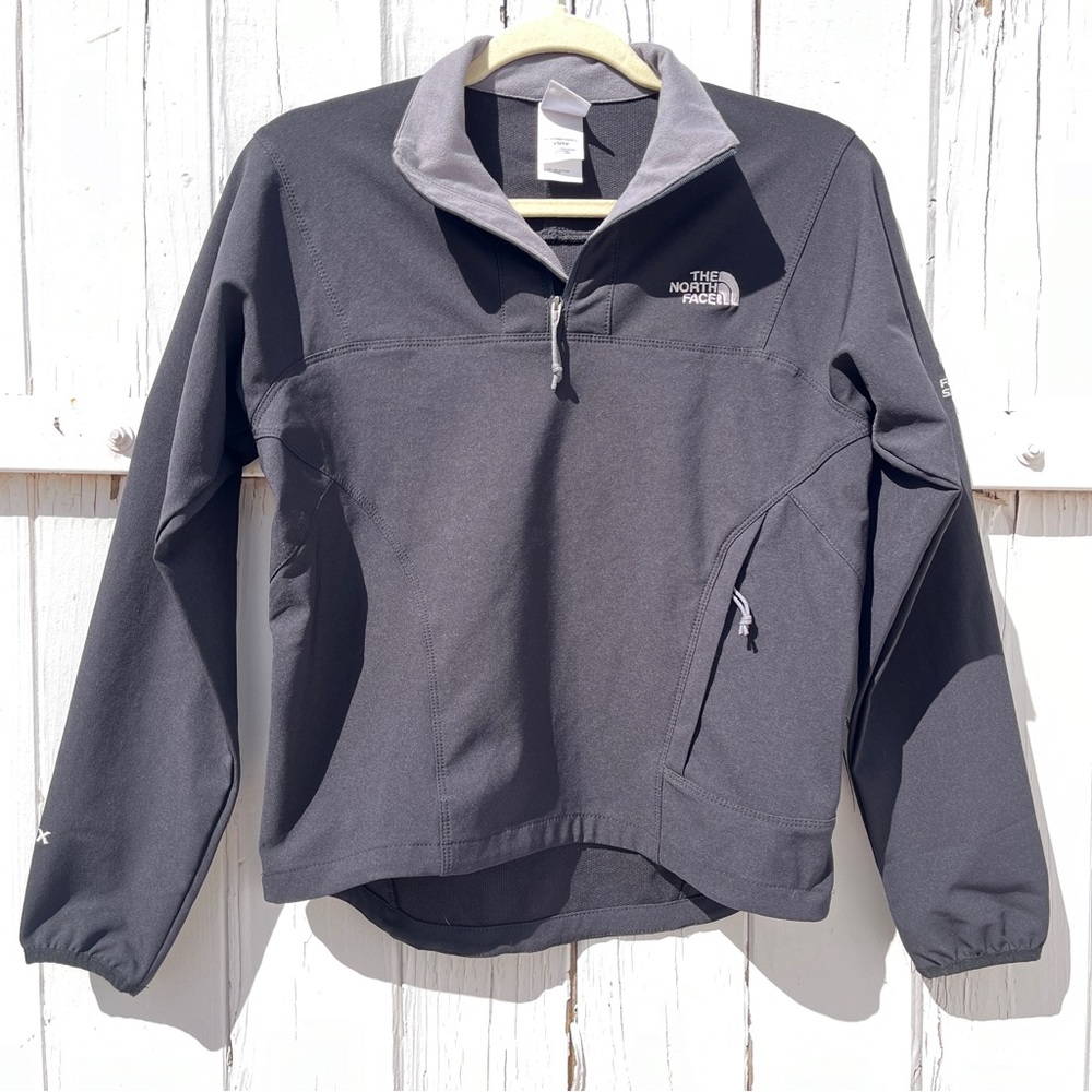 The North Face vintage athletic half zip windbreaker, Flight series, Size XS